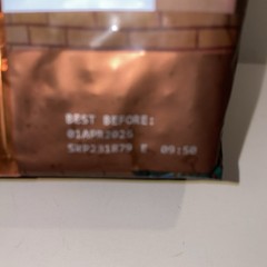 New Starbucks Pikes Place Medium Whole Bean Coffee 28 Oz 1.75 Pounds