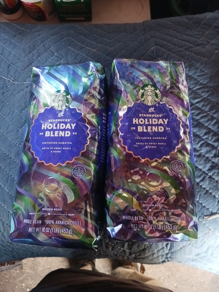 Starbucks 2024 Holiday Blend Whole Bean Coffee – 2 Pounds Limited Edition