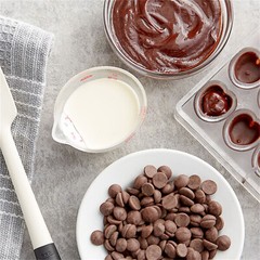Callebaut Recipe L 60/40 Dark Chocolate Callets? 22 lb. WS-409CL6040595