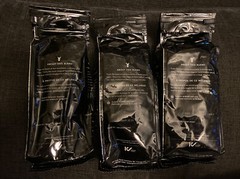 3 Kicking Horse Coffee GRIZZLY CLAW Organic Ground Dark Roast 3-25-22