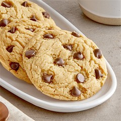 Enjoy Life Rice Milk Vegan 1M Chocolate Chips 5 lb. – 4/Pieces WS-409F14600W